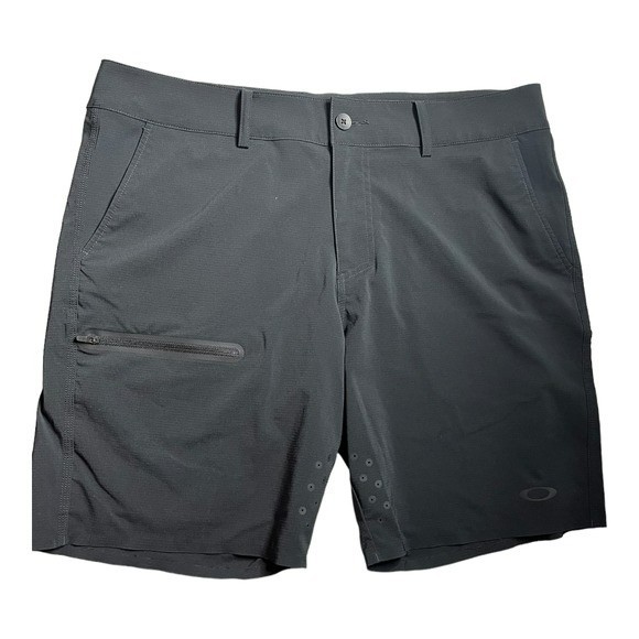 Oakley Other - Oakley performance fit black stretch hybrid swim trunks size 36